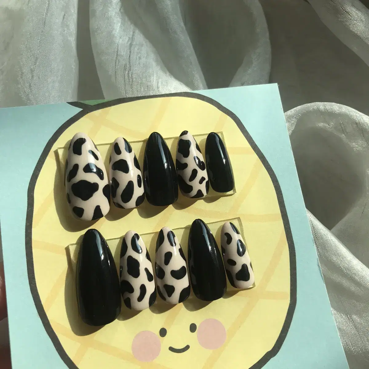 [Tips for Cow Nails]