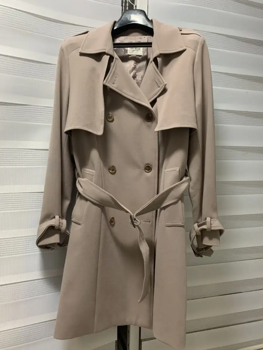 Cocoa trench coat