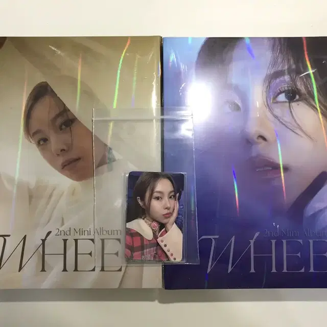 휘인 WHEE 앨범, 특전 포카