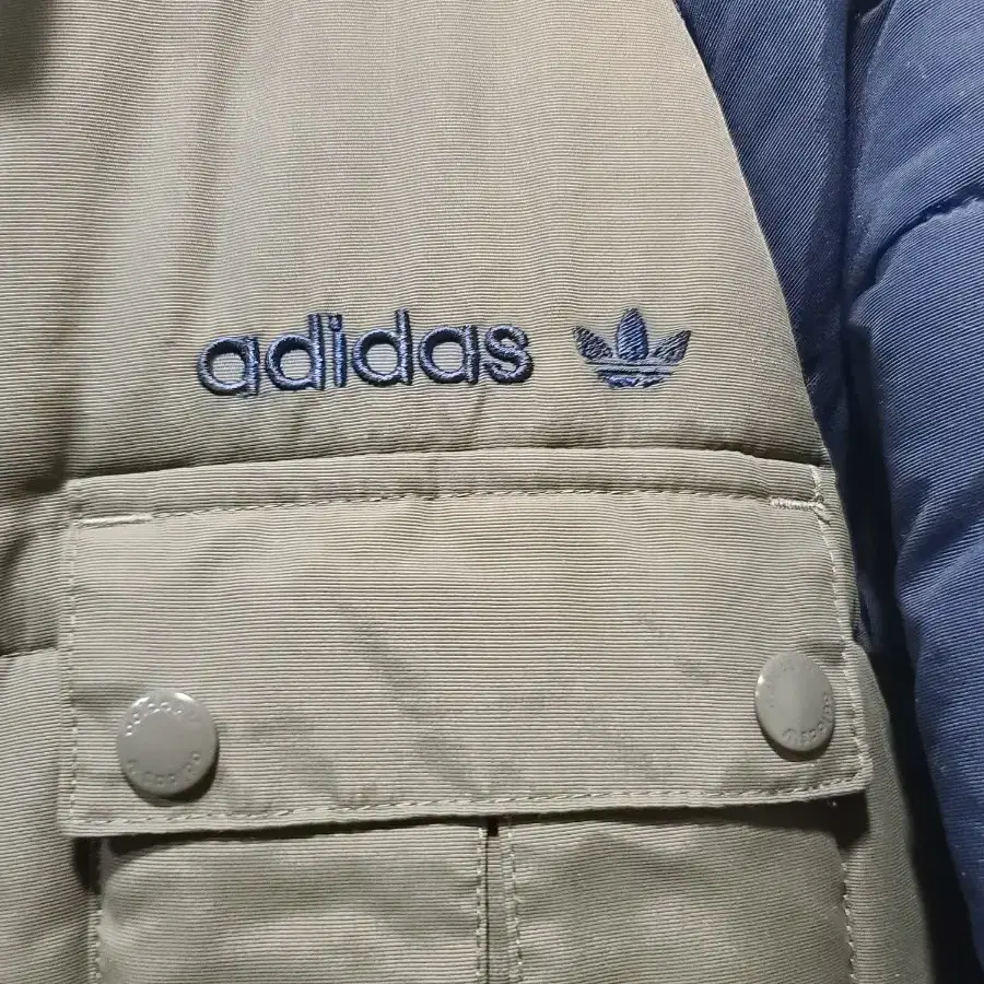 (사이즈95,M) adidas 아디다스 두꺼운점퍼 ! 상태좋아요!