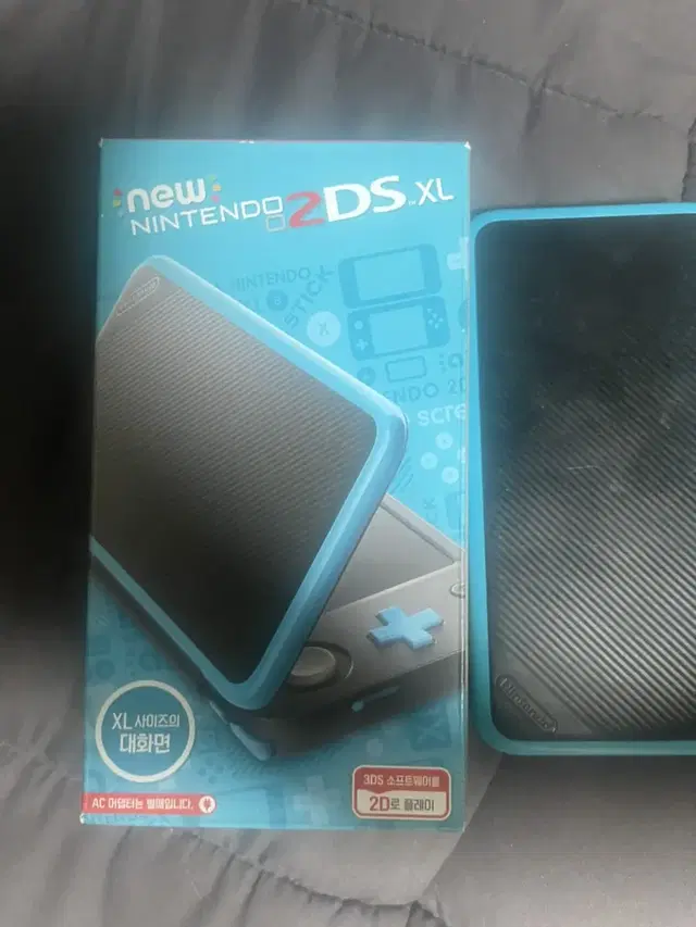 new닌텐도2dsxl 울트라문(박스,충전기,펜,칩 포함)