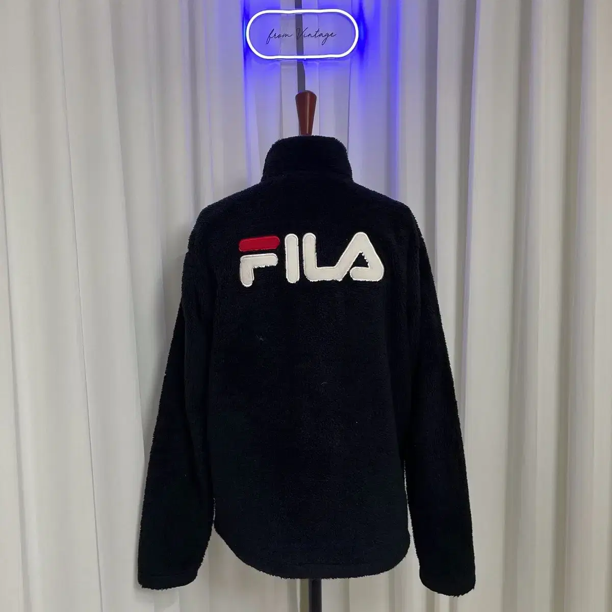 프롬브이 FILA 필라 빅로고 후리스 (L)