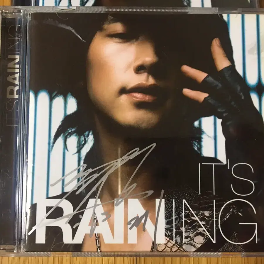 [비]3집 ITS RAINING_비매 싸인CD