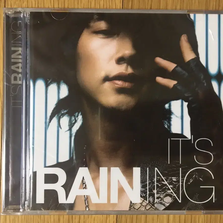 [비]3집 ITS RAINING_비매 싸인CD