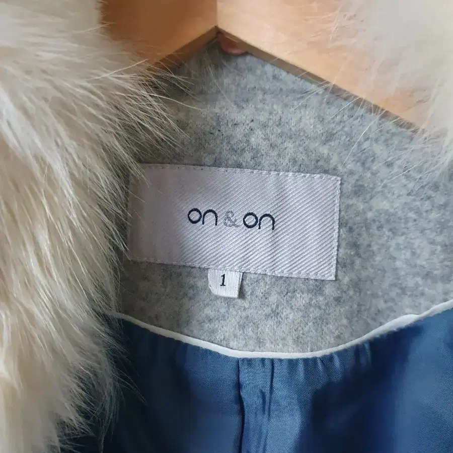 ON&ON 울 코트