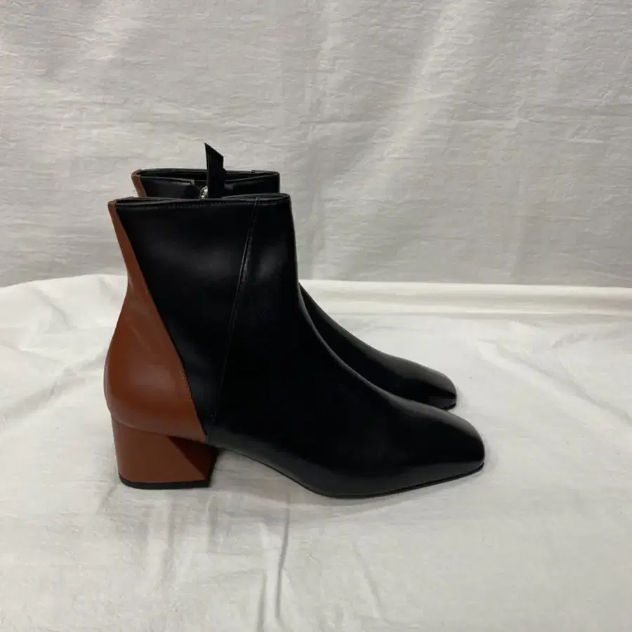 RACHEL COX -Ankle Boots_Wyle_5cm