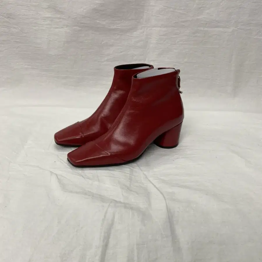 SALONDEJU -Ankle Boots Red 225