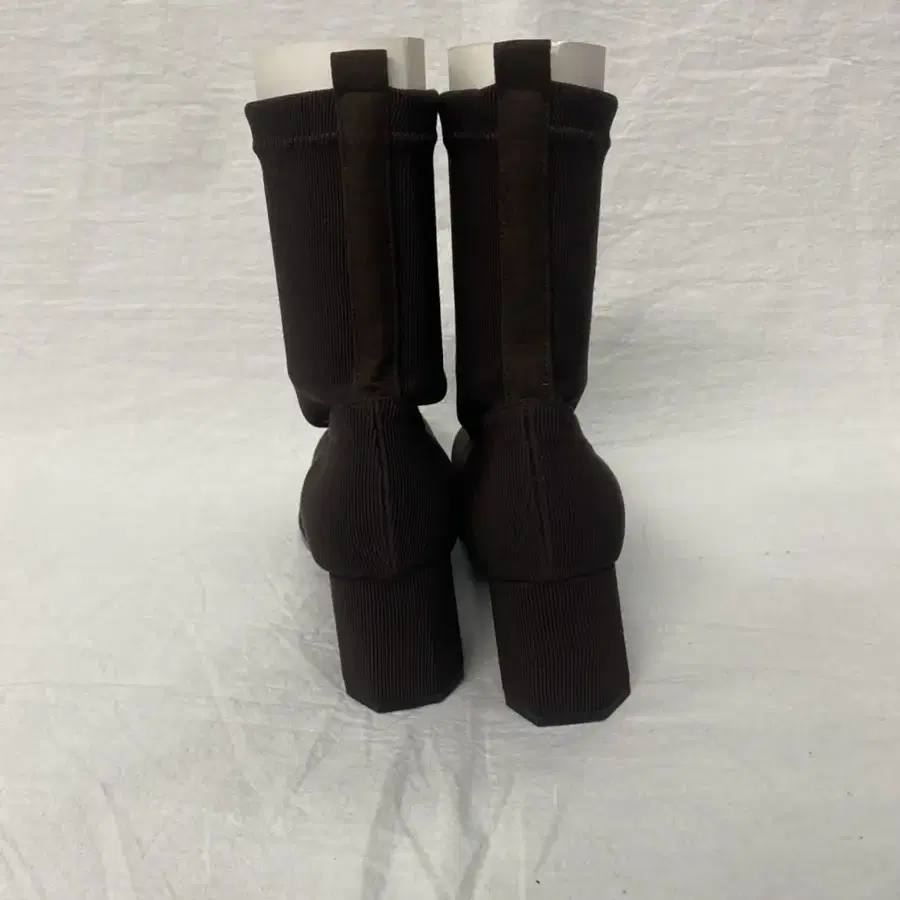 WITE -Brown Socks Boots 240