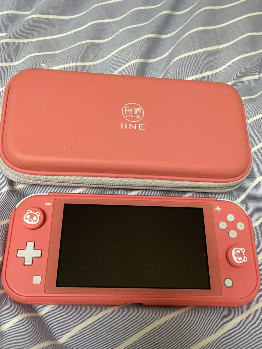 Nintendo Switch Lite Coral Pow Set