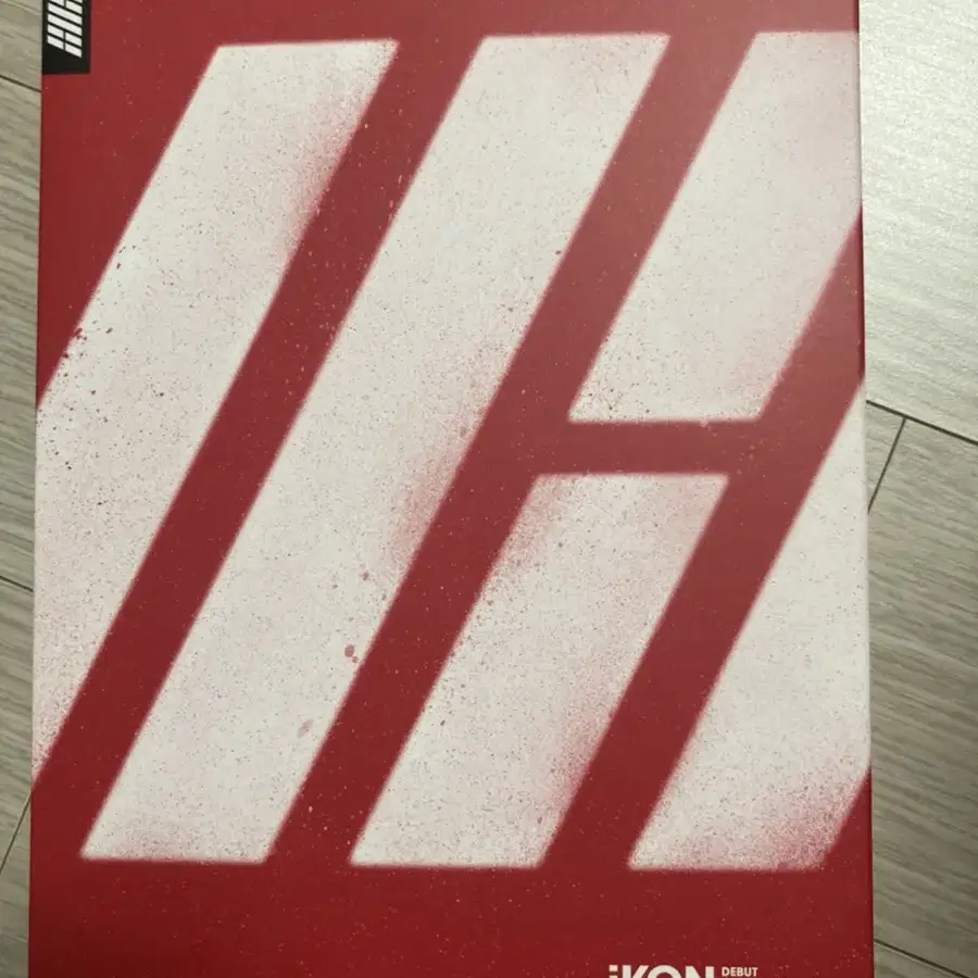 ikon 데뷔 하프앨범