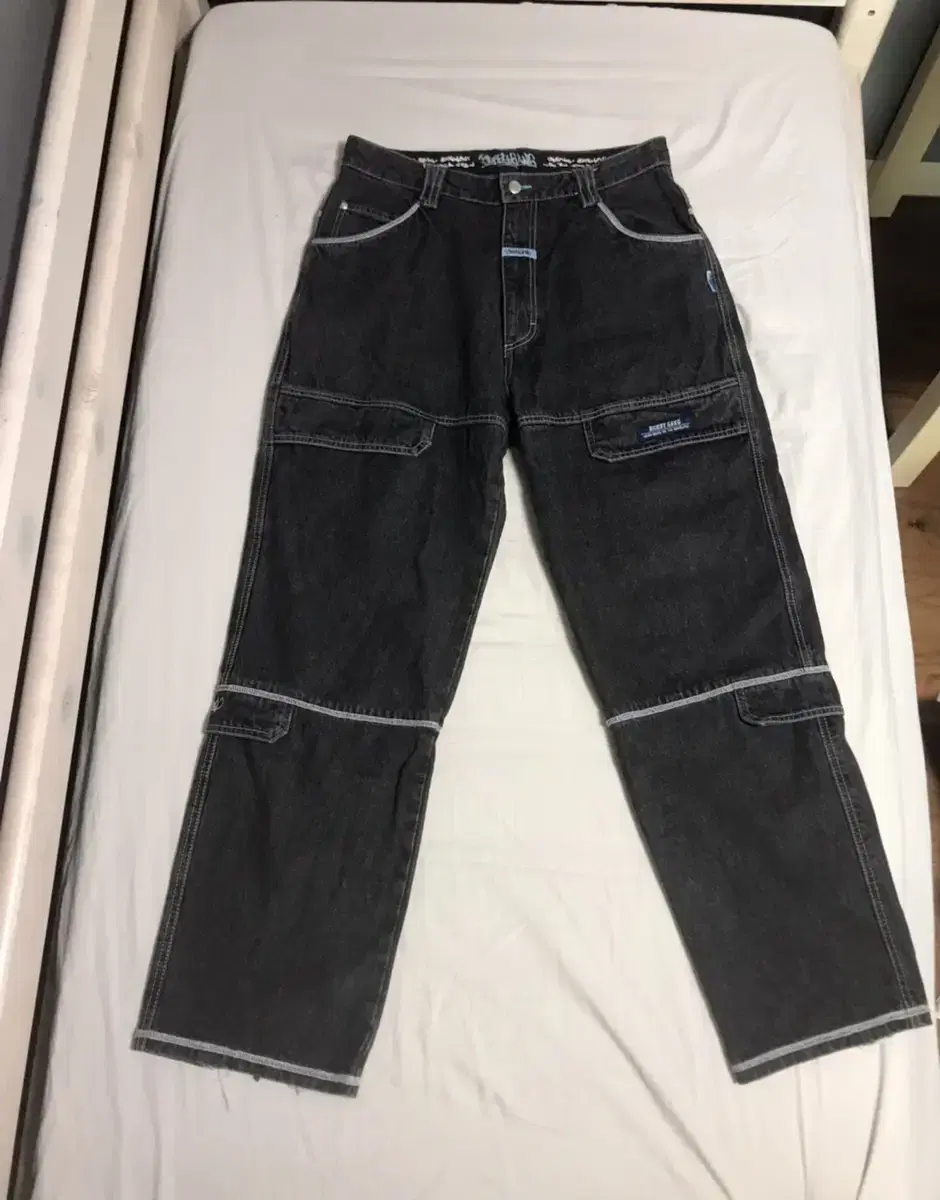 Stitched Wide Black Jeans