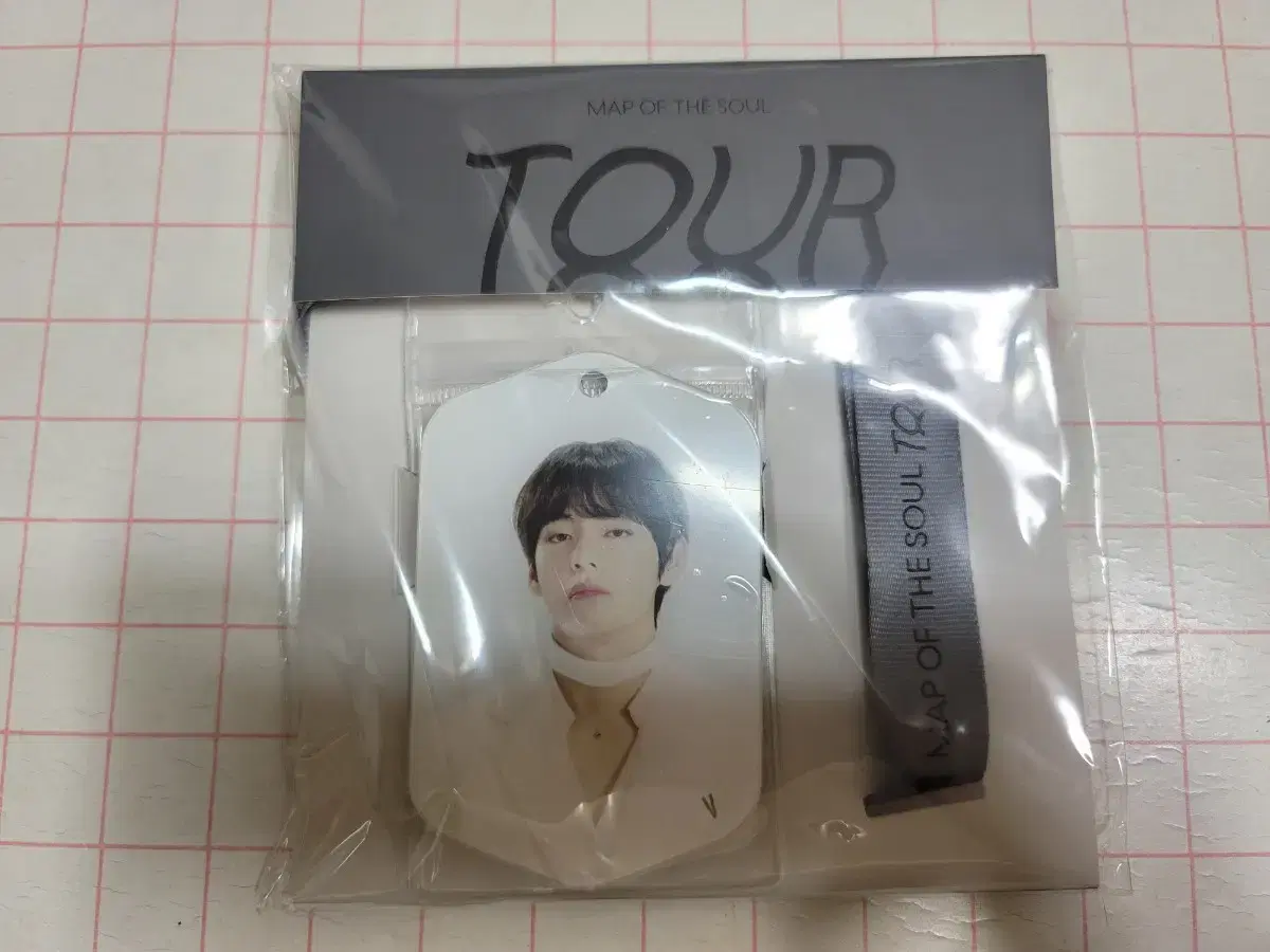 BTS v Tour Lanyard