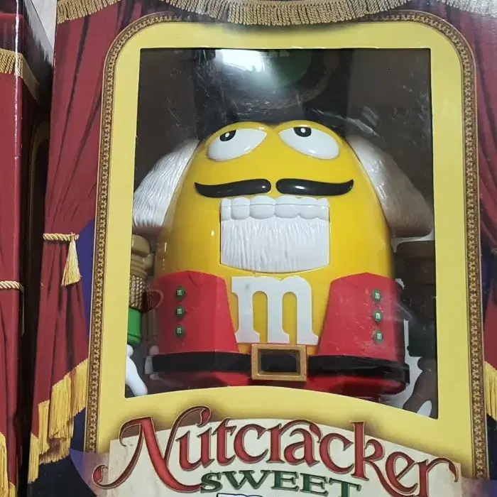 앰엔앰 디스펜서 m&m limited edition dispenser