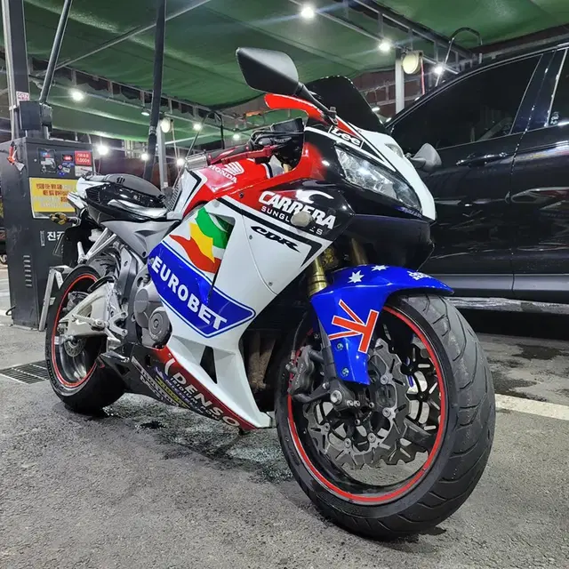 cbr600rr 05 부속품 (순정 스텝, 오일 필터, 레귤레이터 등)