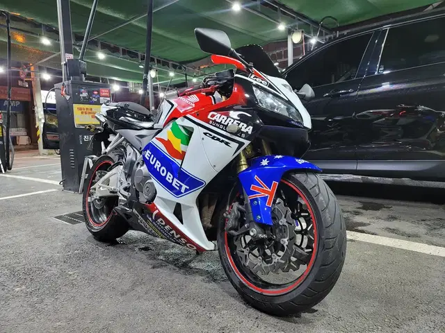 cbr600rr 05 부속품 (순정 스텝, 오일 필터, 레귤레이터 등)