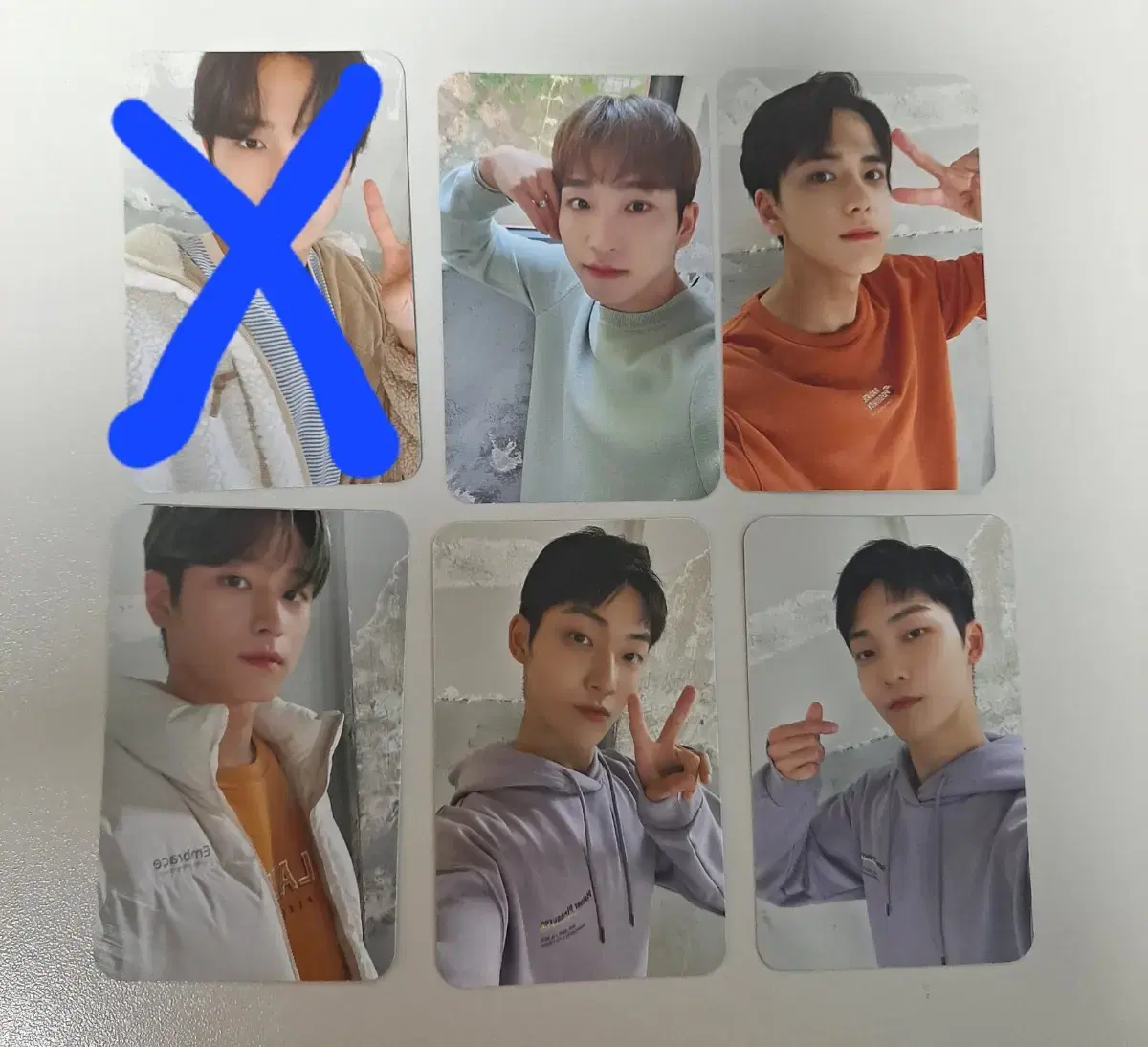 The Boyz Hang Ten Photocard