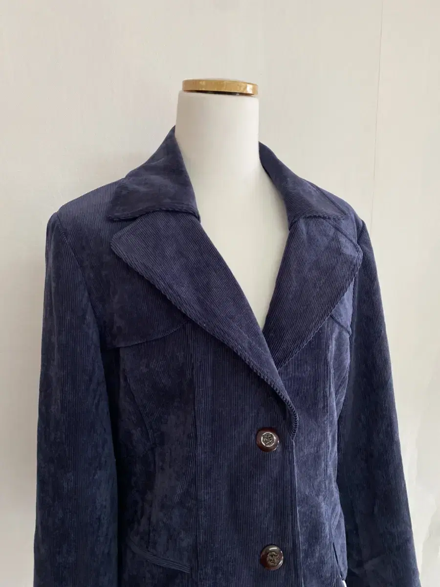 (024)(woman) deep blue corduroy jacket