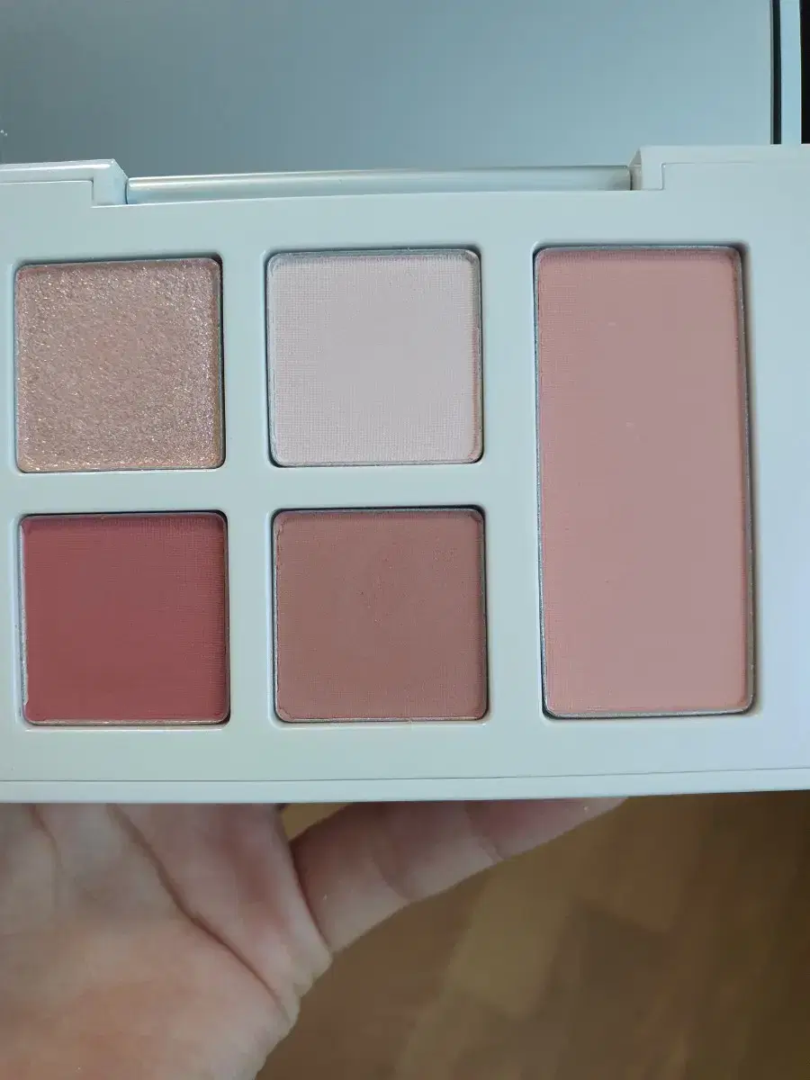 Moonshot Rosebloom Palette