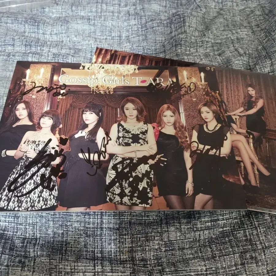 티아라 일본 정규 3집 Gossip Girls CD+DVD 친필싸인반