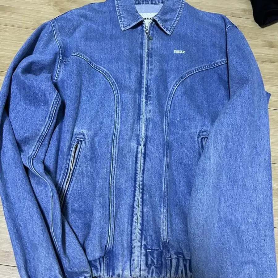 Fuzz Washed denim blouson (퍼즈 워싱 청자켓)