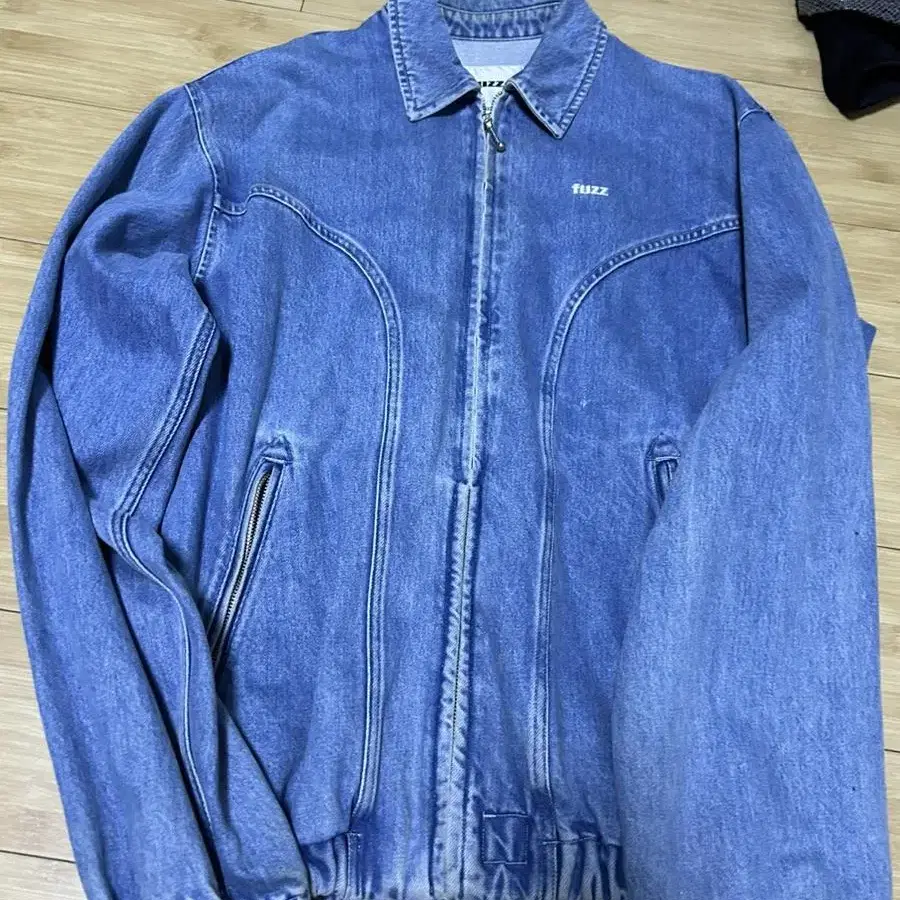 Fuzz Washed denim blouson (퍼즈 워싱 청자켓)