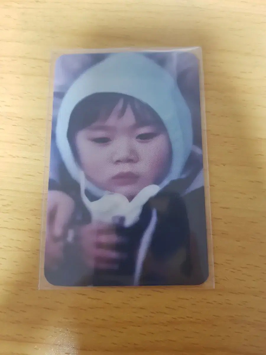 Seungkwan's baby photocard