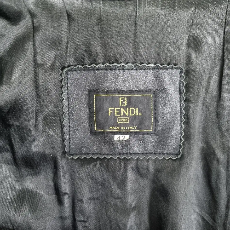 올드 펜디 이태리 가죽코트 - 42   빈티지 FENDI 주카 레더코트