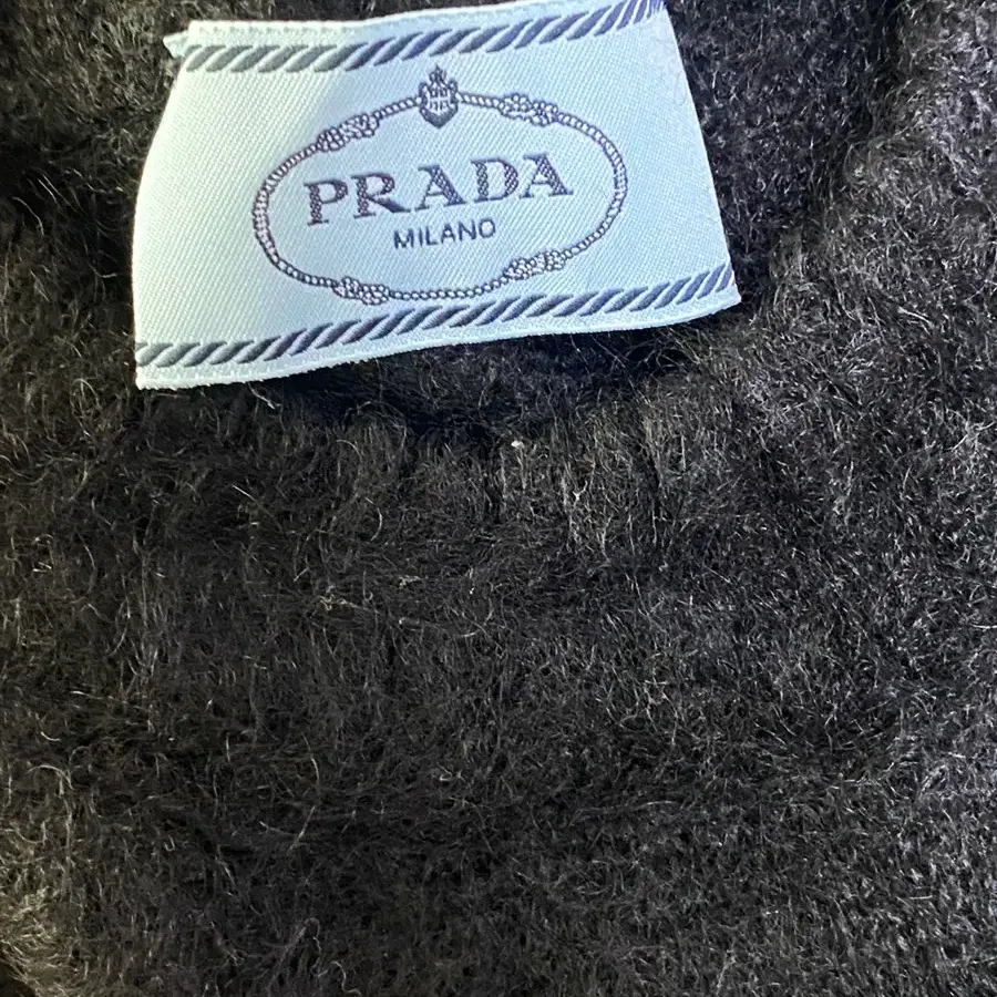 PRADA 블랙 모헤어 니트