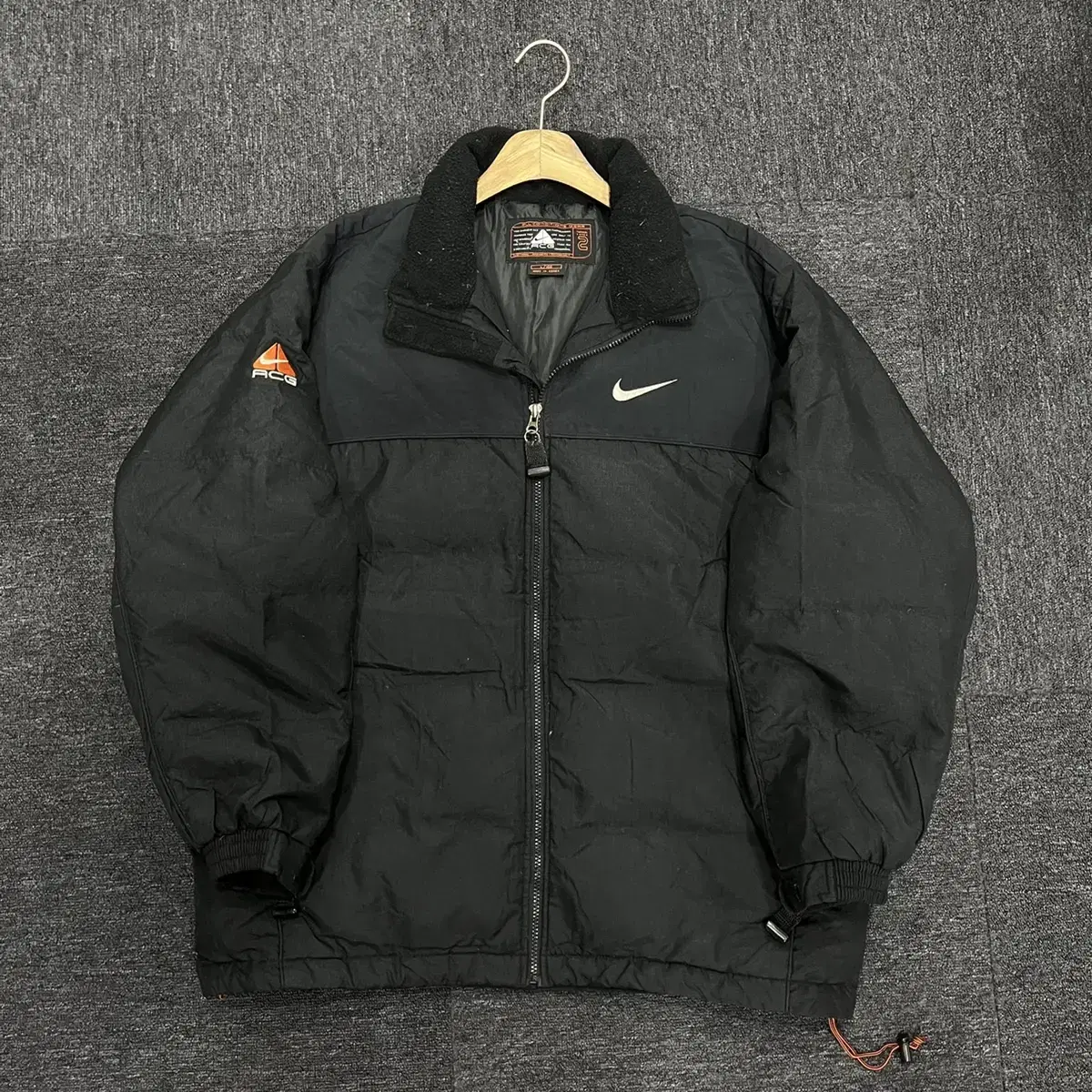 Nike ACG Ripstop padding