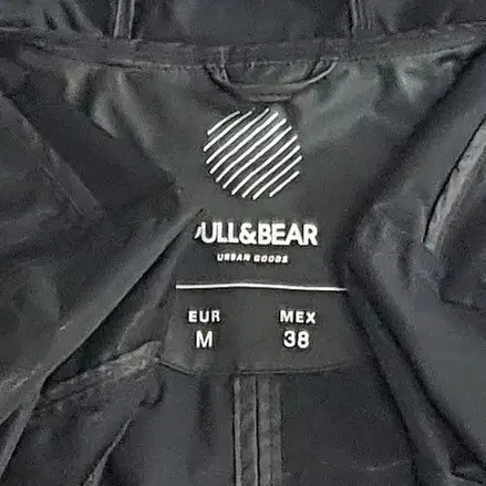 (무료배송) PULL&BEAR 남성 코팅 바람막이 [M]