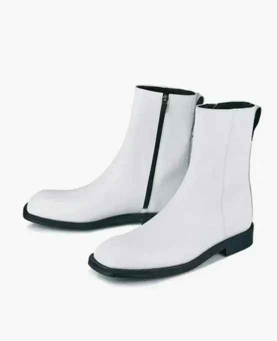 (270) 비얼디드키드 Silhouette Boots_White