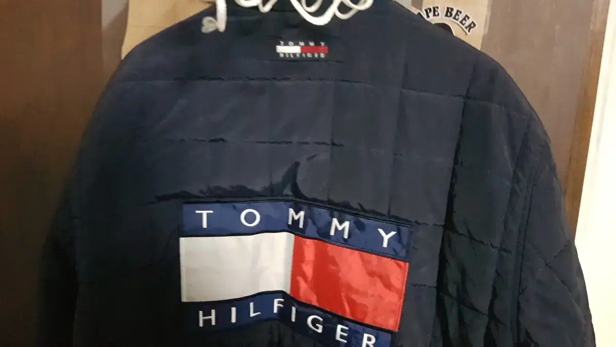 Hilfiger Tommy Big Logo 105,110,115 Quilted Funny Retro Vintage