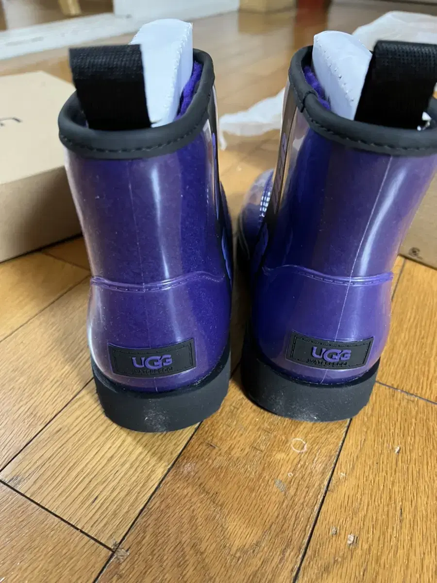 UGG 어그 클리어 새상품