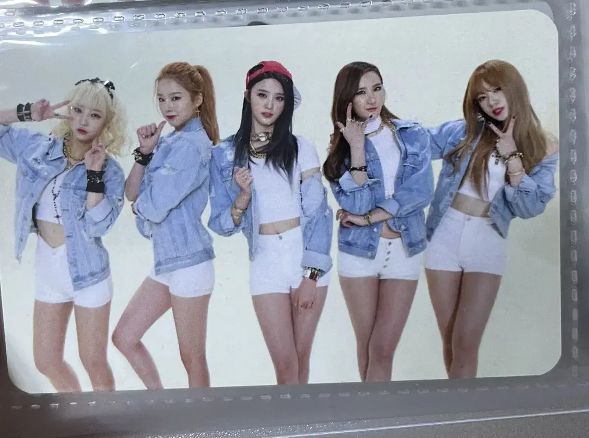 EXID Aye, LEGO2, sells photocard 