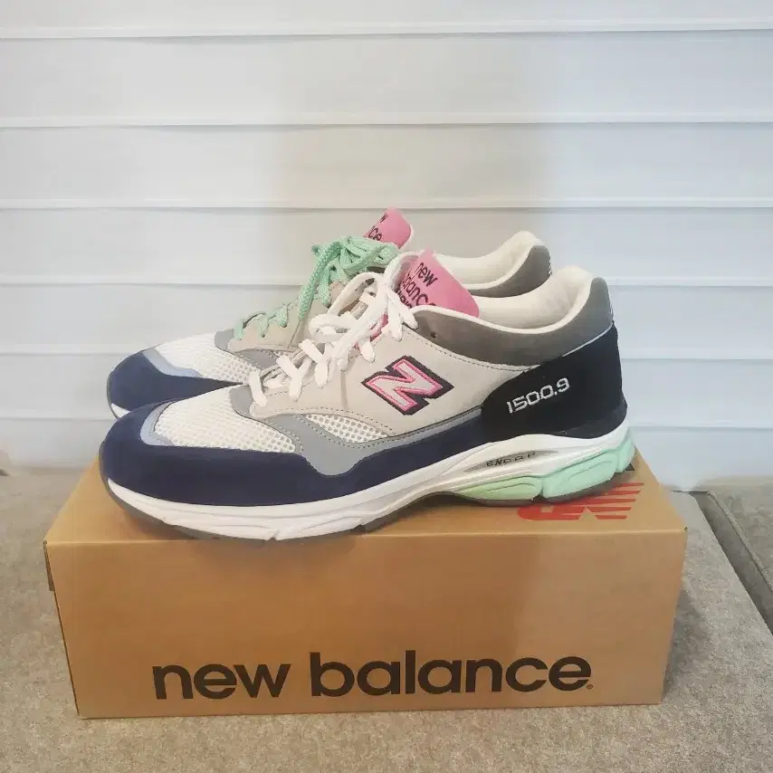 [290] 새상품 뉴발란스 1500 .9 new balance