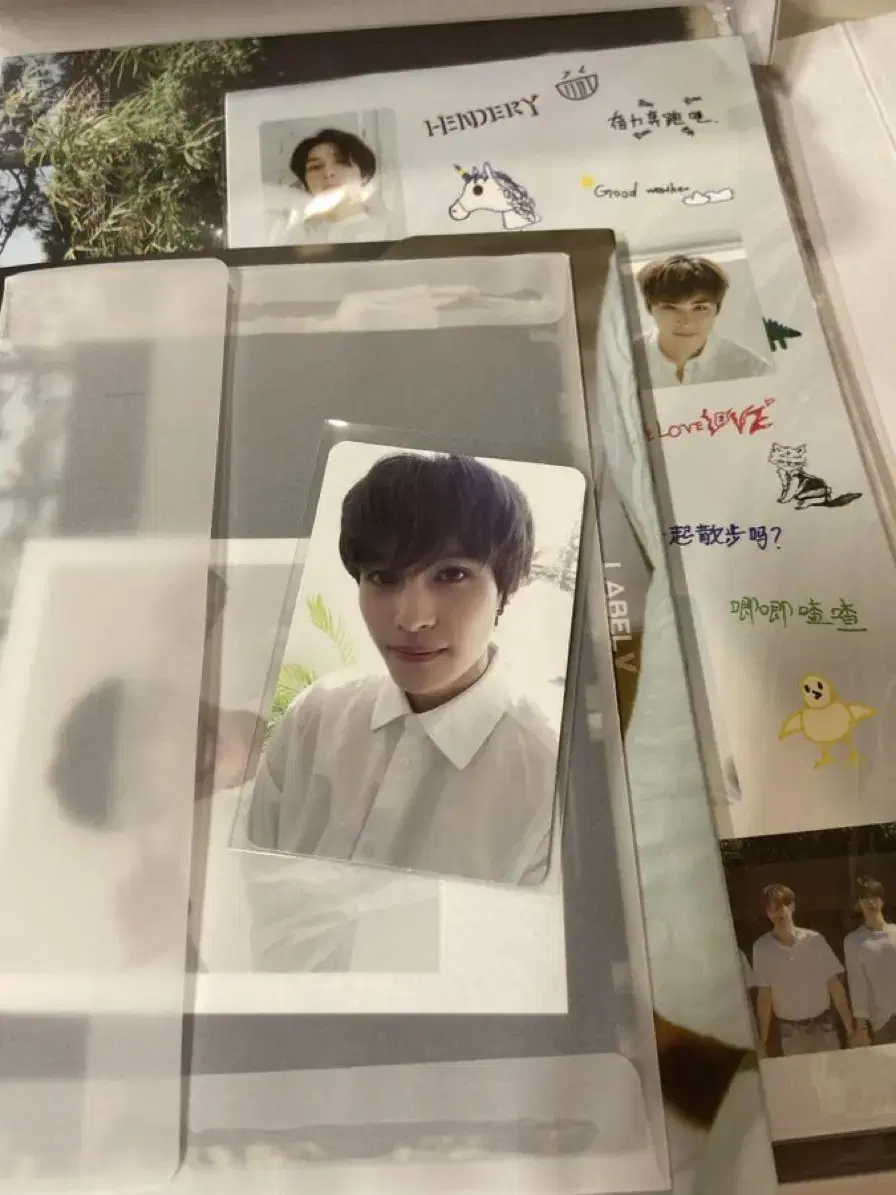 Yangyang holiday full night photocard included