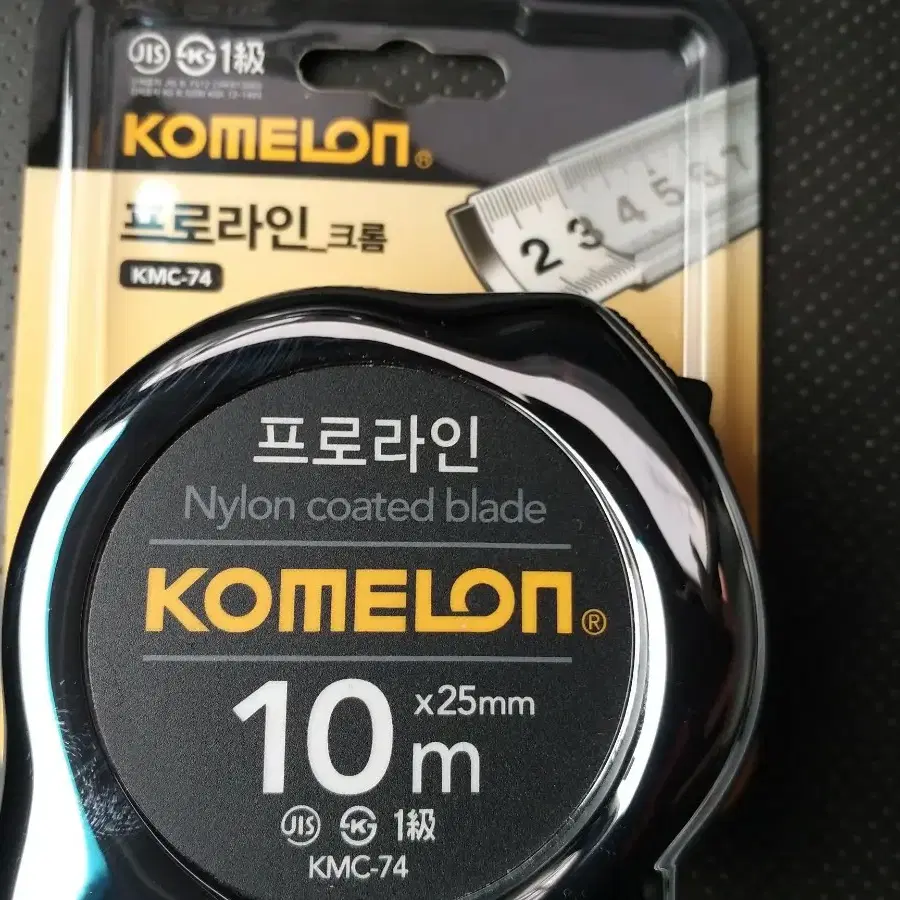 코메론줄자 프로라인 크롬 KMC74 10M/25mm