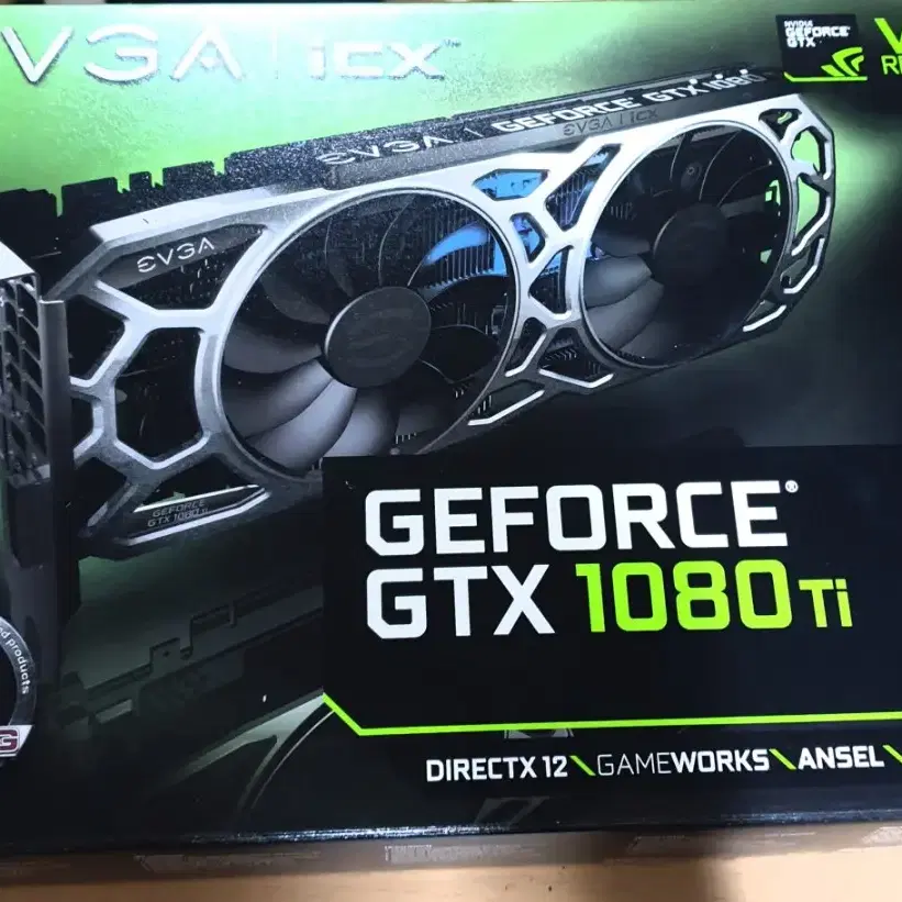 그래픽카드 EVGA/GEFORCE GTX1080TI-SC2-11G