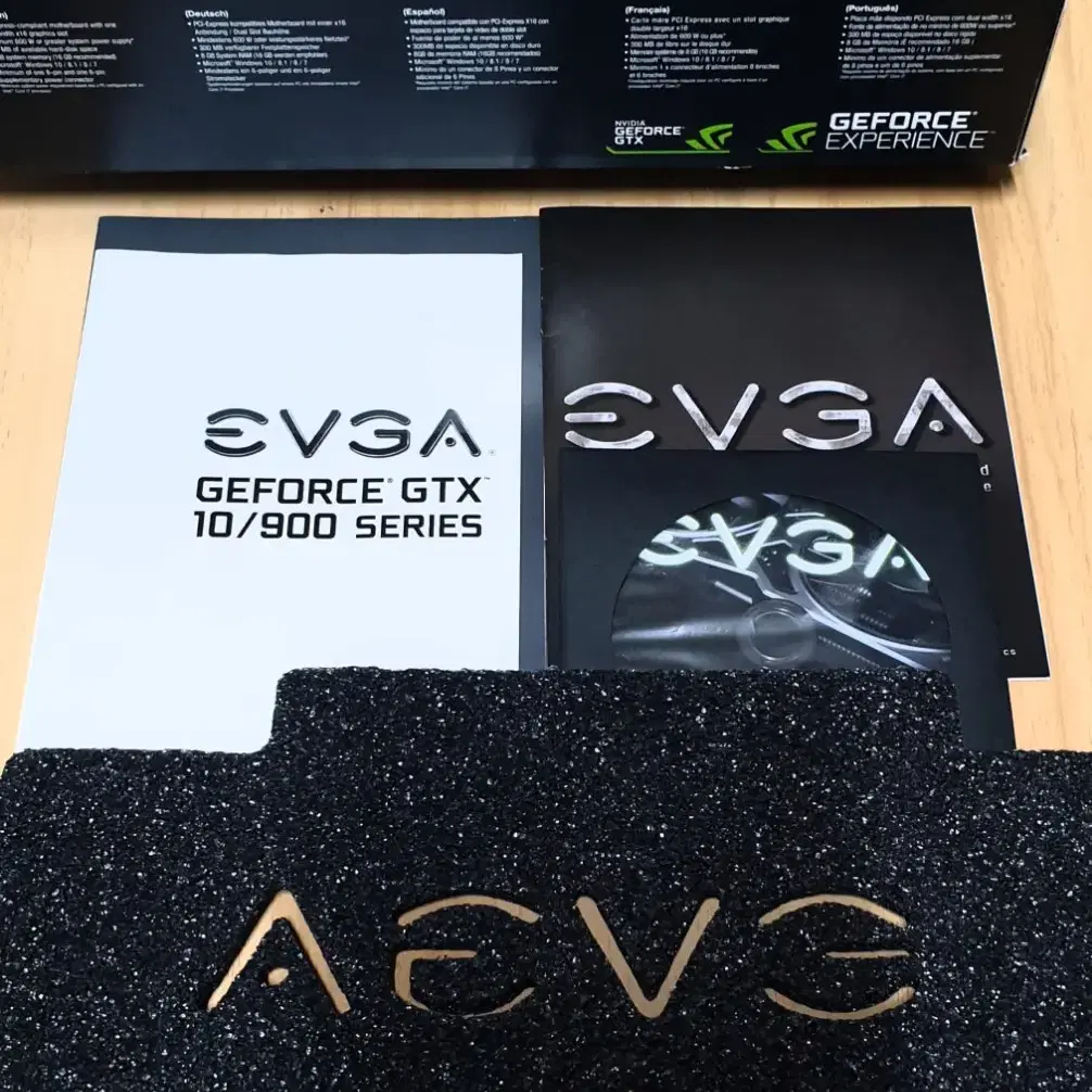 그래픽카드 EVGA/GEFORCE GTX1080TI-SC2-11G