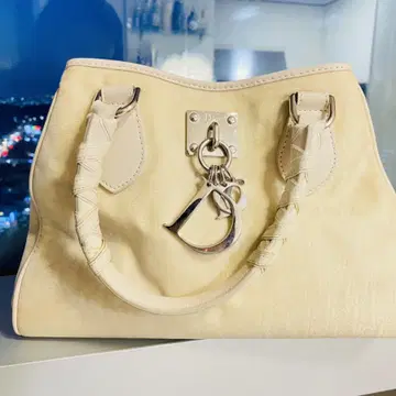 디올 토트백 Dior | 브랜드 중고거래 플랫폼, 번개장터 디올 토트백 Dior | 브랜드 중고거래 플랫폼, 번개장터