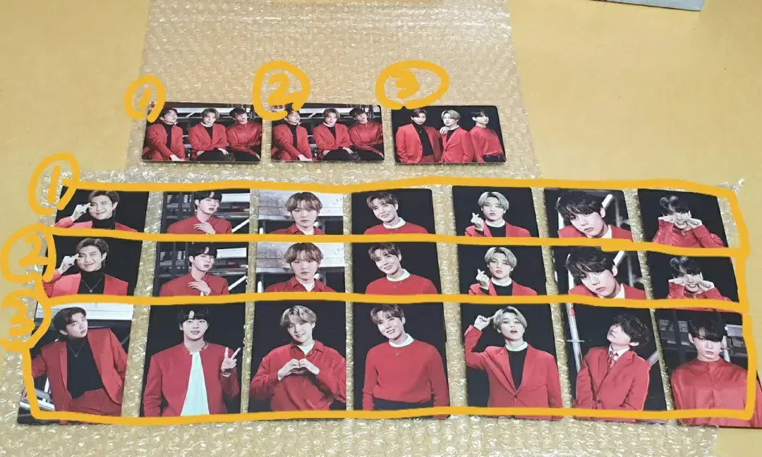 Sells a set of bangtan ON:E photocard 