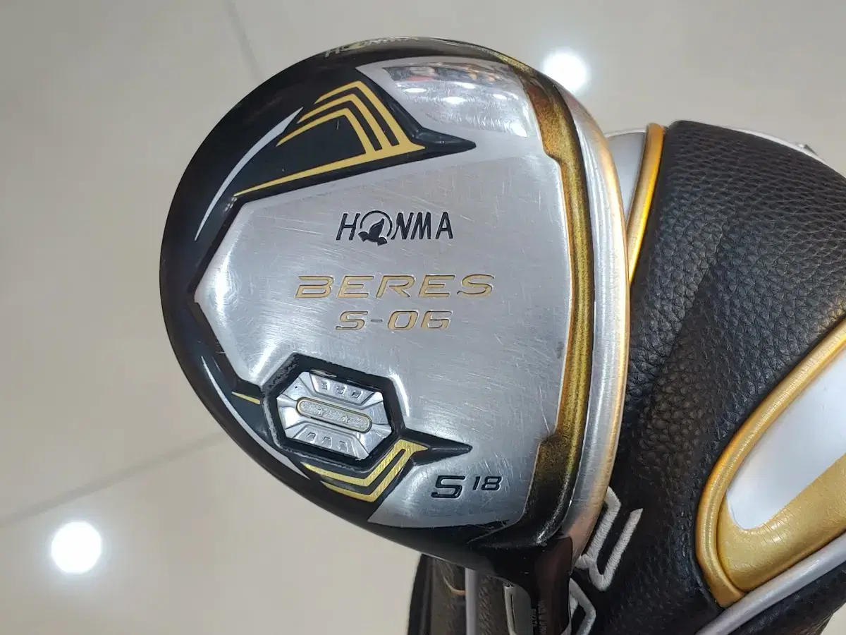 Honma Beres 2 Star S-06 Genuine Used 5th Wood 18 Degree R