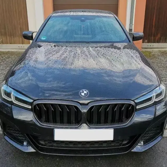 BMW 5시리즈 G30 F90 M5 LCI 블랙카본 세륨그레이 키드니그릴