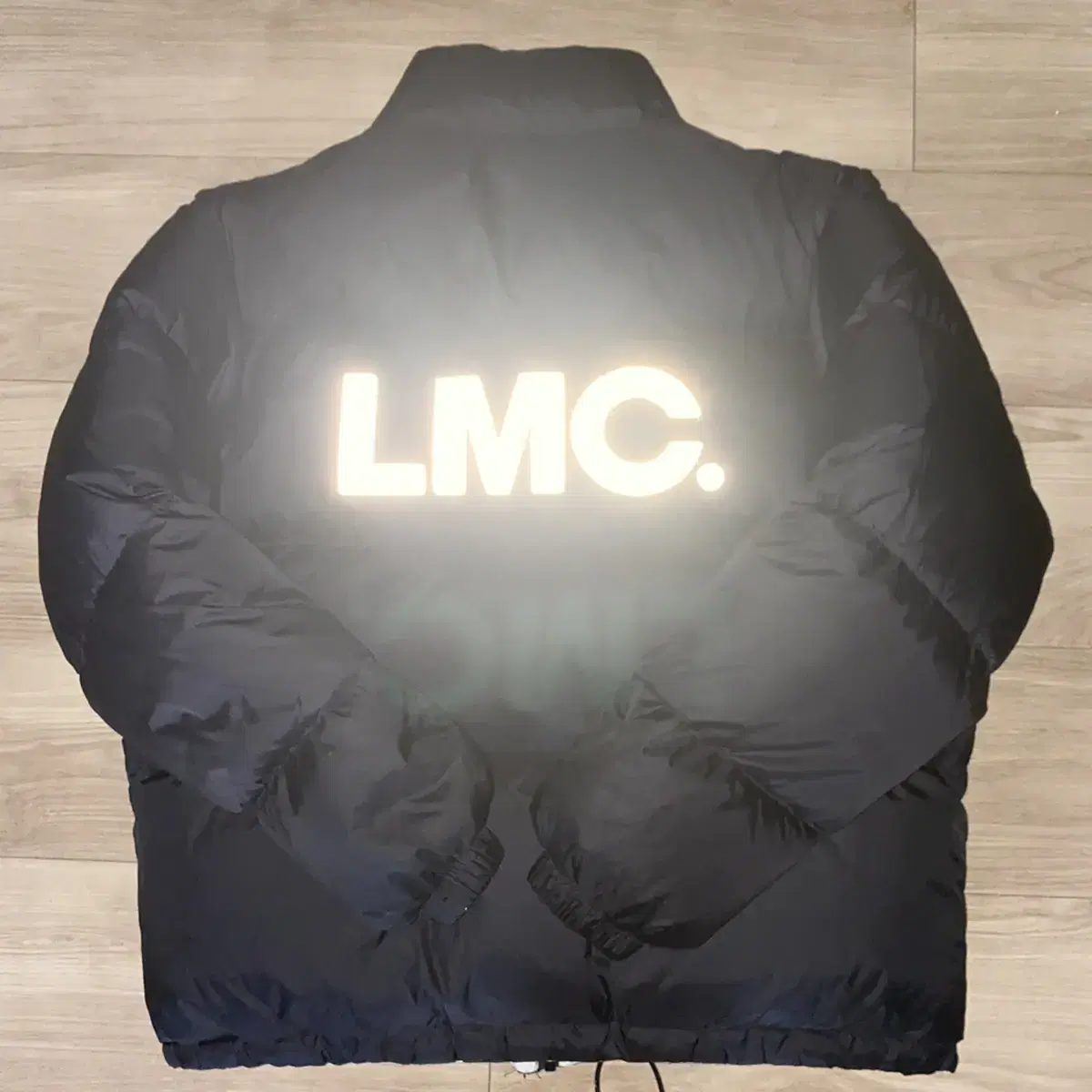 LMC (엘엠씨)리버시블 오버핏 패딩 !!