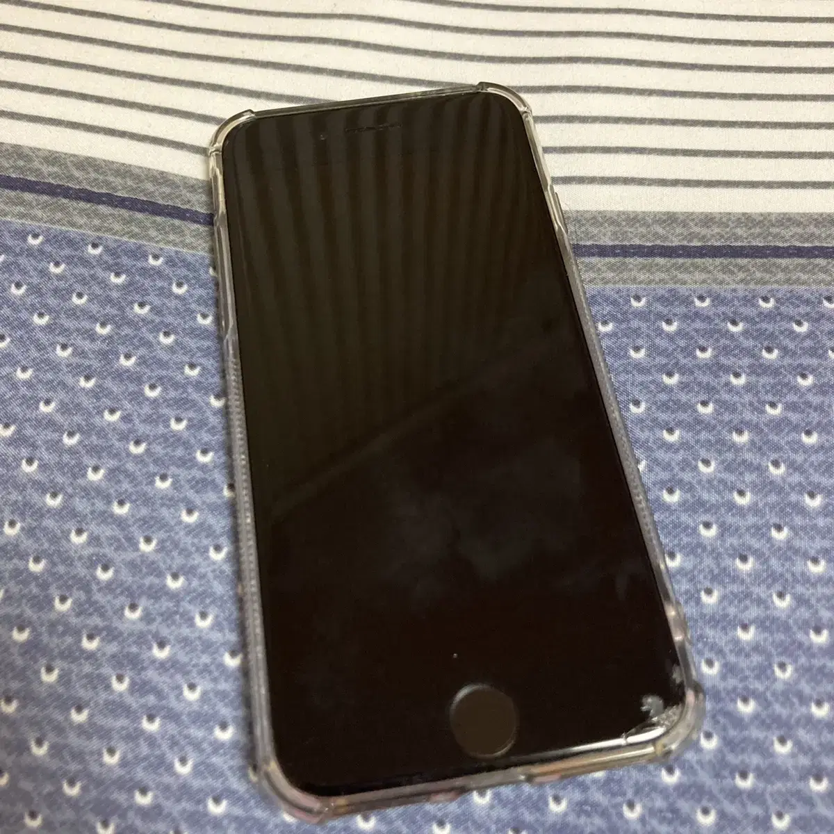 iPhone 7 Matte Black