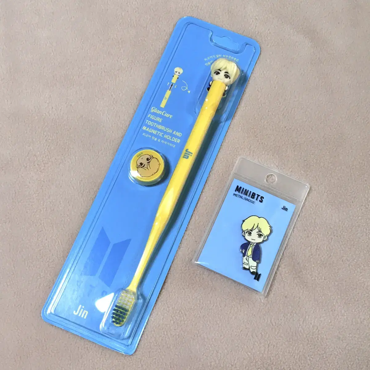 Titans bangtan Stone Jin Toothbrush + Badge (unsealed)