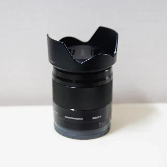 [소니] 여친렌즈 SEL 50mm f1.8  블랙 팝니다.(21만원)