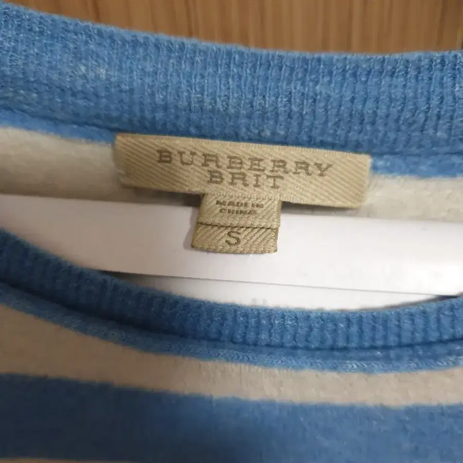 Burberry Brit 버버리 브릿 스웨터 니트