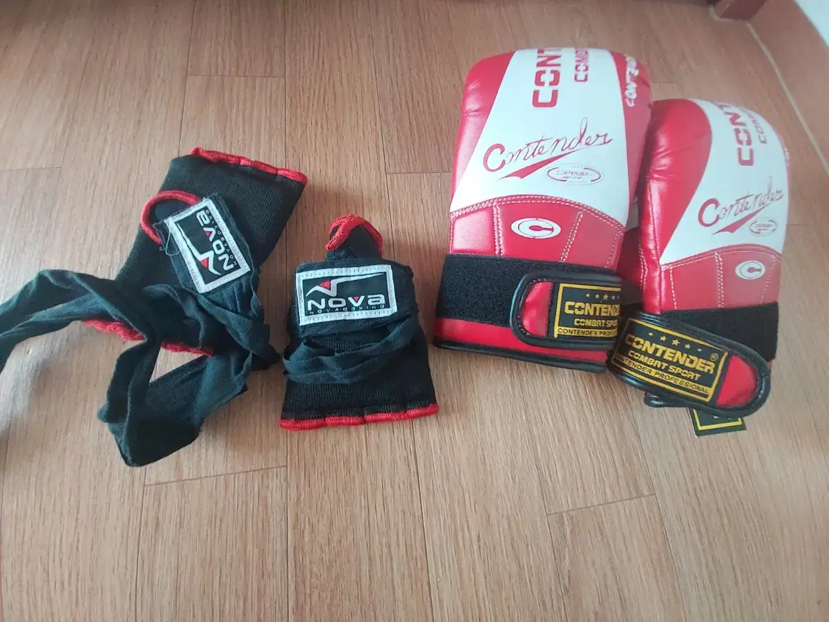 Sell boxing gloves