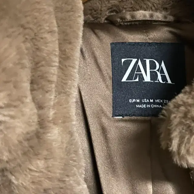 Zara 에코퍼자켓 팔아용!